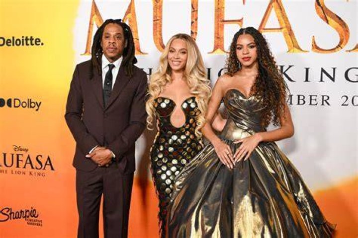 Blue Ivy Carter and Beyonce Have The SAME Sculpted Eyebrows &ndash; Freaky or Fake (PHOTOS)