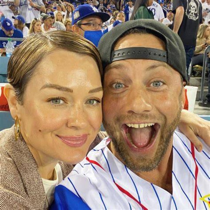 Jonathan Sadowski Meet Jonathan Sadowski Wife To Be Melissa Lynn, Family, And Net Worth